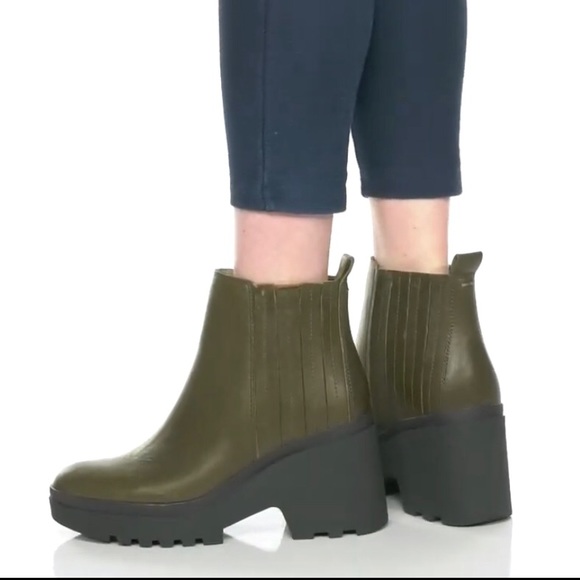 NWT! Eileen Fisher Kat Chelsea Boot in Olive Leather size 6.5 - Picture 9 of 9